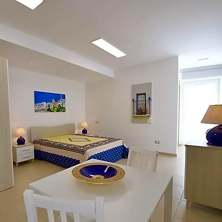 Nocleg ze śniadaniem Domus Le Ceramiche